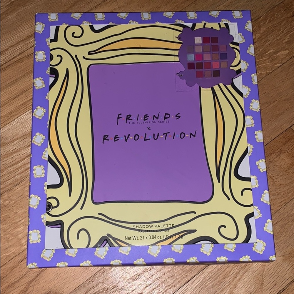 Makeup Revolution x FRIENDS Eyeshadow Pallette